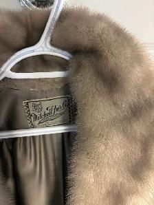 FUR COAT - Photo 7