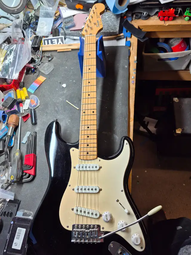 1989 Squier Stratocaster/Partscaster