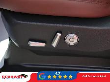 2026 Lincoln Navigator Reserve 7 Passenger | Massaging Seats... - Photo 19