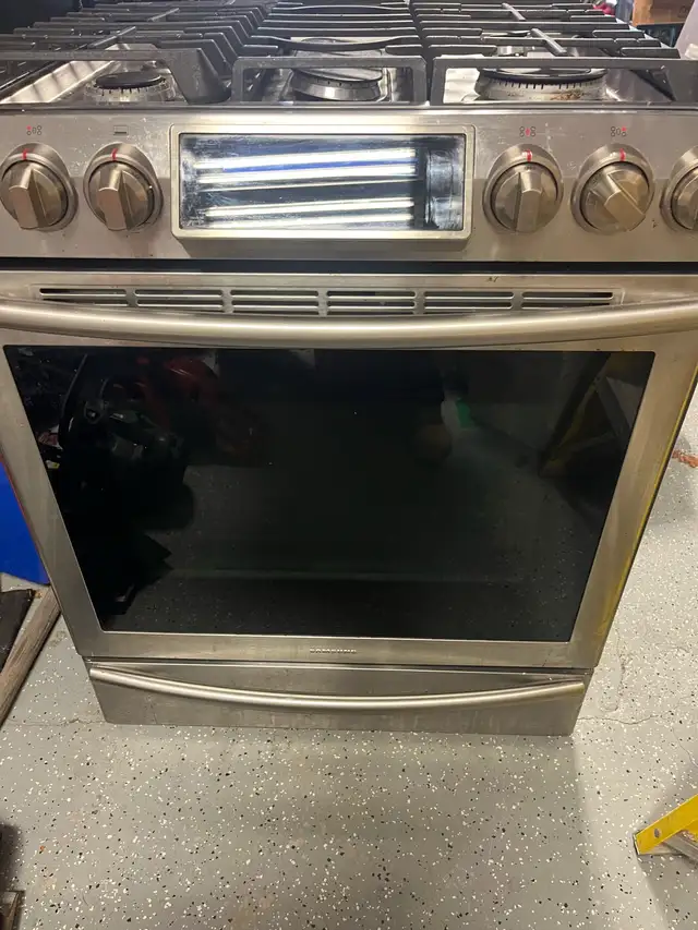 Samsung 30"  Stainless SteelGas Range