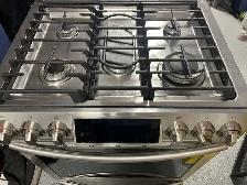 Samsung 30"  Stainless SteelGas Range - Photo 2