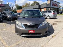 2013 Toyota Sienna LE FWD 3.5L V6 8 Seats One Owner No Accident - Photo 2