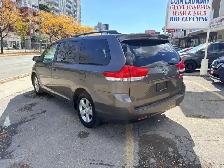 2013 Toyota Sienna LE FWD 3.5L V6 8 Seats One Owner No Accident - Photo 7