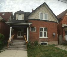 Private Room in Brantford, near Campus - Photo 9