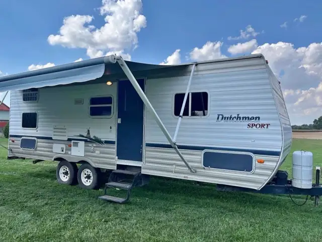 2004 DUTCHMEN SPORT 26B TRAVEL TRAILER