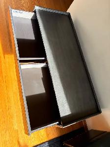 FREE bench with cushion and drawers - Photo 4