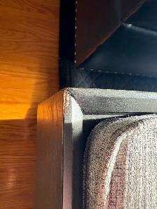 FREE bench with cushion and drawers - Photo 8