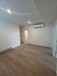 Modern 2 Bedroom Apartment - Newer Building   Parking Included - Photo 4