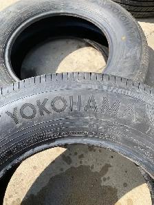 4 Yokohama all season tires 245/70/18. Tires are like new - Photo 3