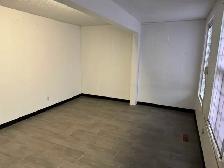 Westend Warehouse / Office Space - Photo 2