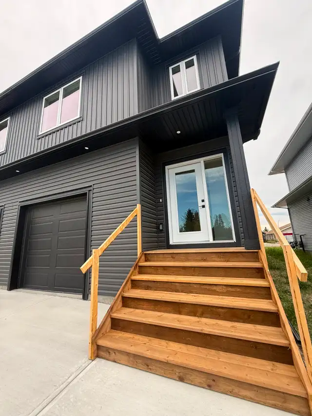 BRAND NEW OVERSIZED DUPLEX Rental in Sundre, AB