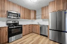 $1899 2-Bedroom Newly Renovated Suite - Photo 17