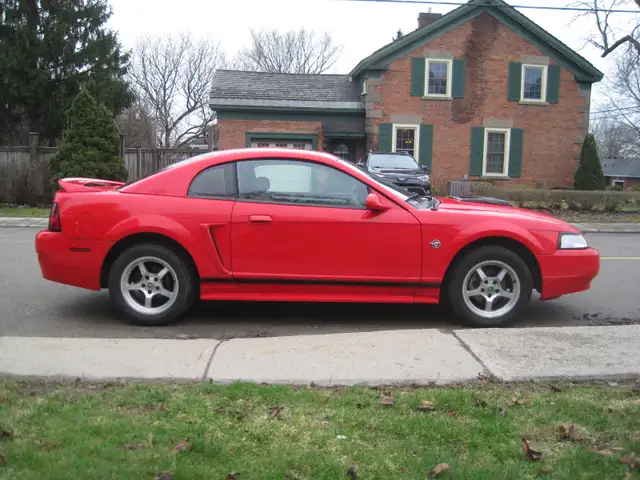 1999 Ford Mustang