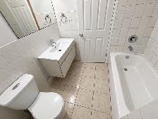 SPACIOUS 3 BEDROOM APARTMENT ONLY $2299 - Photo 8