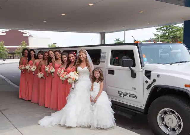 BRAMPTON WEDDING LIMO-MISSISAUGA TORONTO LIMOUSINE RENTAL
