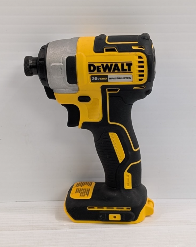 (B5001) DEWALT 1/4-inch Brushless Cordless Impact Driver DCF787