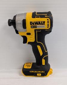 (B5001) DEWALT 1/4-inch Brushless Cordless Impact Driver DCF787