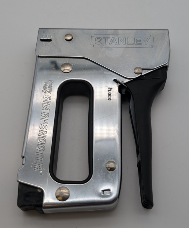 (B4702) Stanley sharpshooter
