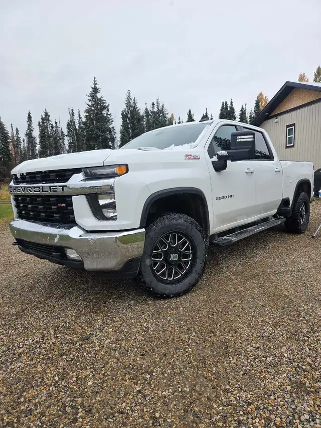 2022 chevrolet silverado 2500HD DURAMAX