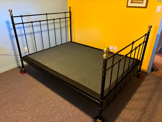BED FRAME(QUEEN), ALL STEEL