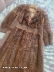 FUR jacket for sale $100 - Photo 3