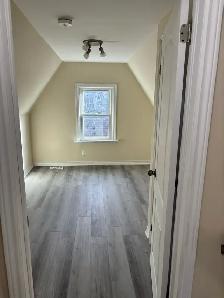 3 Bedroom for Rent 647-7051445 - Photo 5