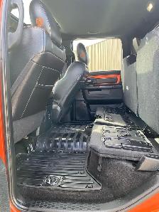 2017 DODGE RAM SPORT C/C 4X4 ' REAL HEAD TURNER' - Photo 11