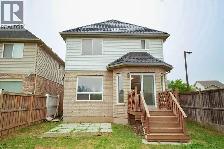 Newly Renovated Detached House for Rent – South End, Guelph - Photo 10