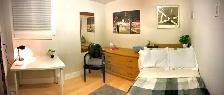 Cozy Private downtown studio for rent at Subway Stn - Photo 2