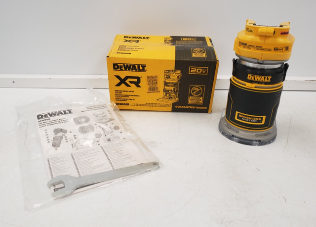 (9924818) Dewalt DCW600 Router