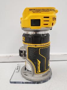 (9924818) Dewalt DCW600 Router - Photo 3