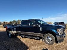 2022 Ford F-350 Lariat Super Crew Long Box Dually Diesel - Photo 3
