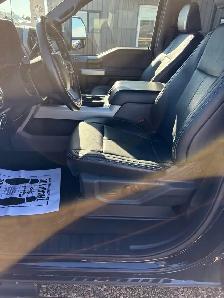 2022 Ford F-350 Lariat Super Crew Long Box Dually Diesel - Photo 11