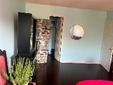 Main floor Private ROOMS FOR RENT –FEMALE ONLY - Photo 5