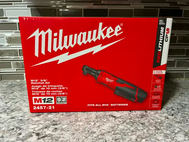 New Milwaukee M12 3/8' Ratchet Kit