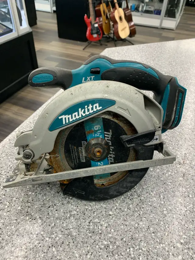 Makita BSS610 18V Circular Saw