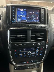 2012 Dodge Grand Caravan Crew - Photo 2
