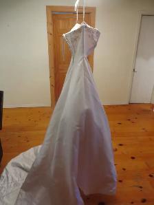 Beautiful Wedding Dress Brand New Never Worn - Photo 5