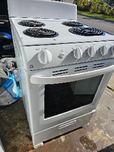 ge 24' stove - Photo 2