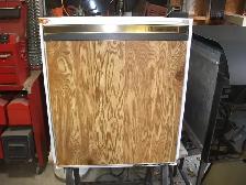PROPANE - ELECTRIC FRIDGE
