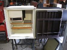 PROPANE - ELECTRIC FRIDGE - Photo 2