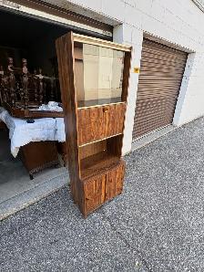 Free delivery used Vintage Mid-Century Modern Bar Cabinet - Photo 8