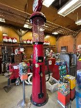 AUCTION - ANTIQUES & COLLECTABLES - SAT. OCT 31, 8 AM