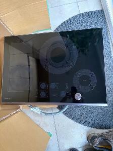 Samsung Induction Cooktop NZ30K7880UG - Photo 3