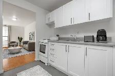 Fabulous 2 Bedroom Apartment for Rent in Toronto's Greektown!