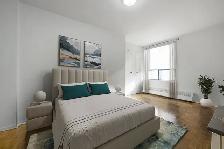 Fabulous 2 Bedroom Apartment for Rent in Toronto's Greektown! - Photo 4