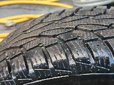 4 pneus d'hiver neuf 195/65 R15 sur roue - Photo 2