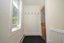 22-077 Bright, spacious flat in the West End - Photo 8