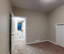 #1221 - 2 Bedroom Lower Level in Westpointe $1400. Now! - Photo 6