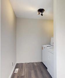 #3473 - 3 Bedroom/ 1.5 Bath Home For Rent $1800 Available now - Photo 16